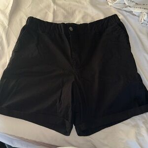 Old navy black Bermuda shorts